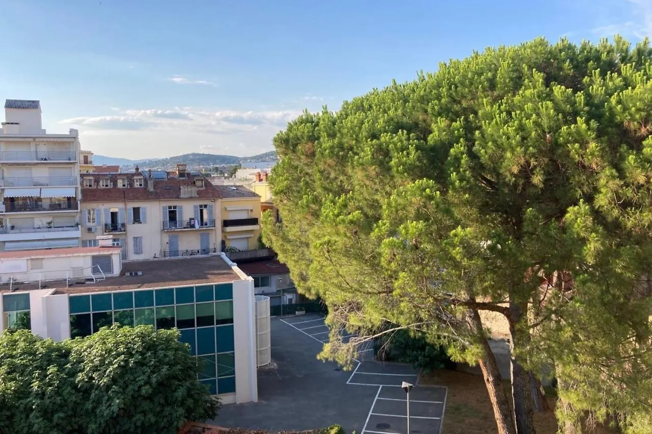 Cosy Studio Cannes Center Beaches Shopping And Congresses Live In Merle